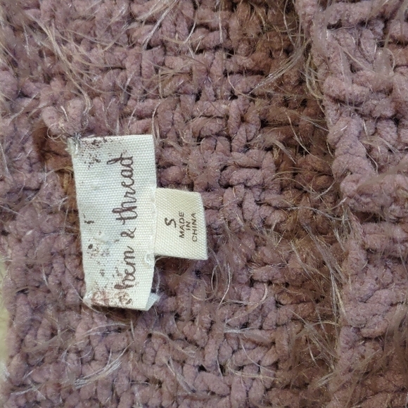 Hem & Thread fuzzy oversized pullover sweater - Picture 2 of 8